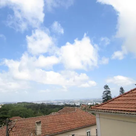 House With 2 Bedrooms In Sintra, With Wonderful City View, Enclosed Garden An... Apartmán *